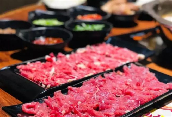 兴霸王牛肉火锅