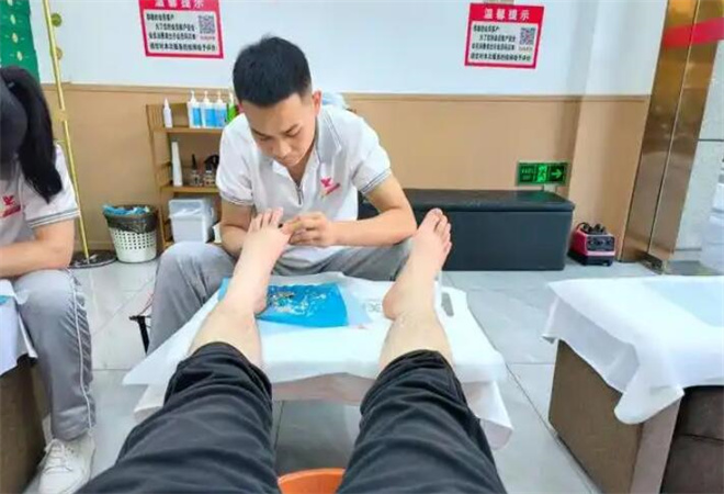 郑远元修脚加盟